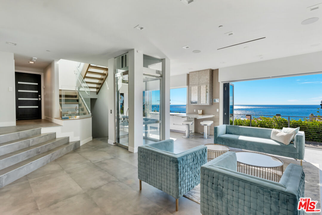 25423 Malibu Rd