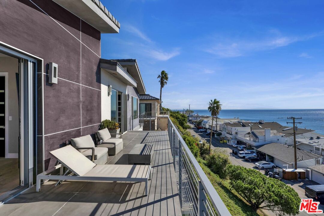 25423 Malibu Rd