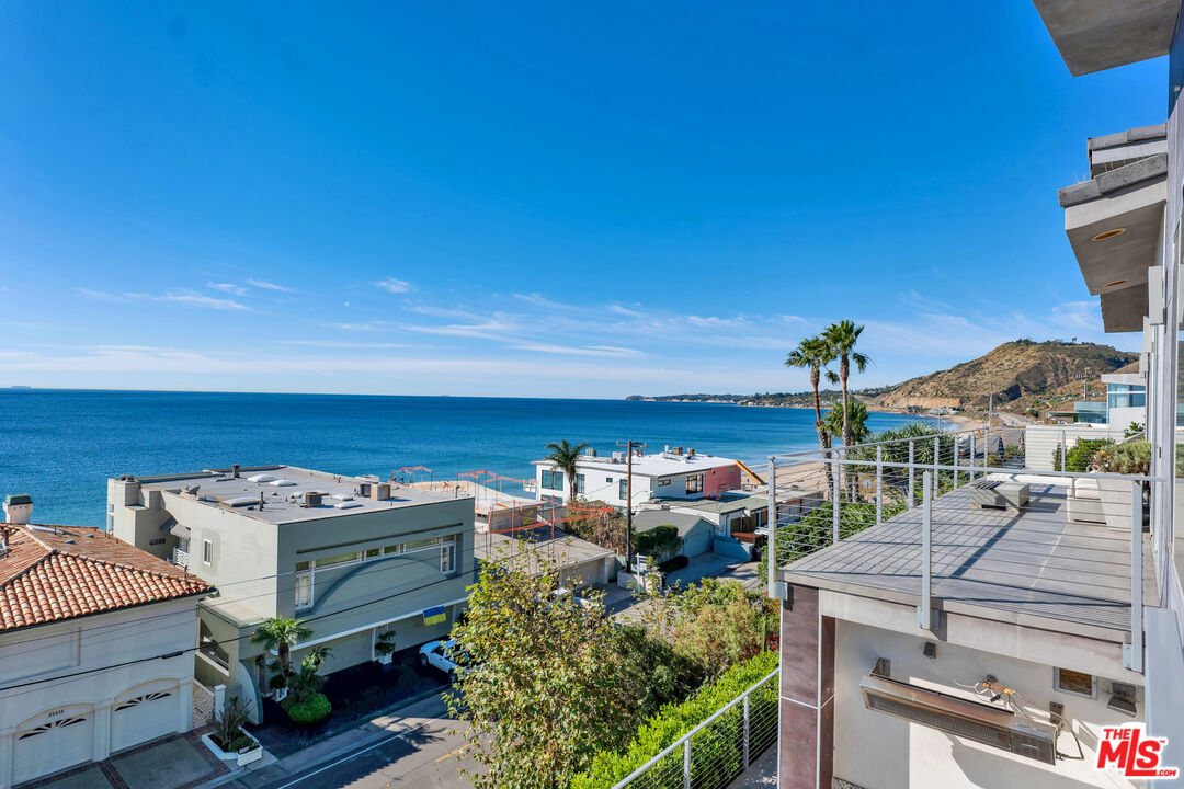 25423 Malibu Rd