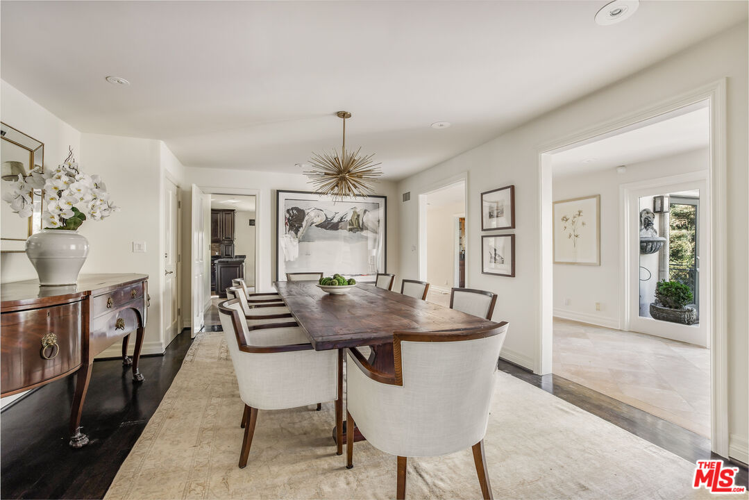 A Timeless and Turn-Key Residence