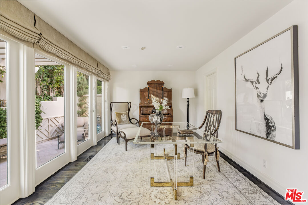 1265 Leona Dr