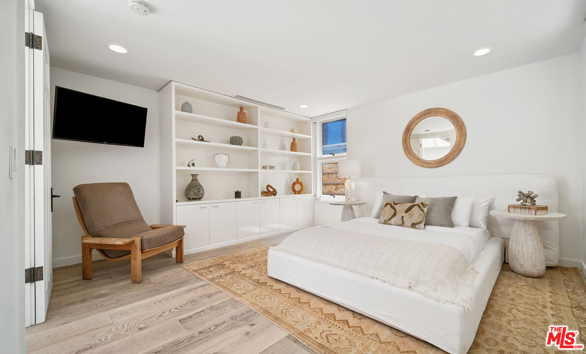 26814 Malibu Cove Colony Dr