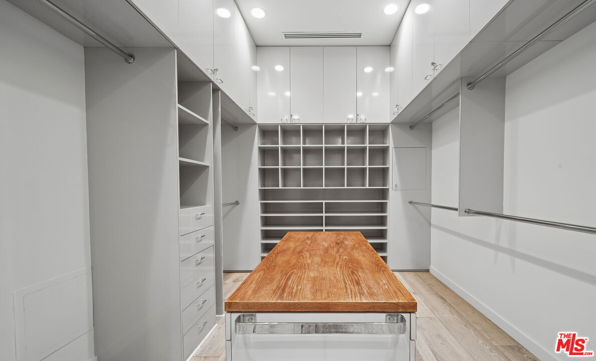 26814 Malibu Cove Colony Dr