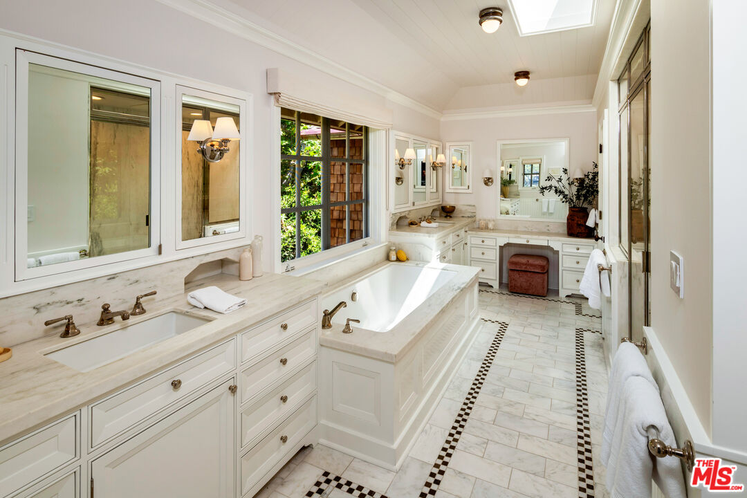 Idyllic Traditional Home