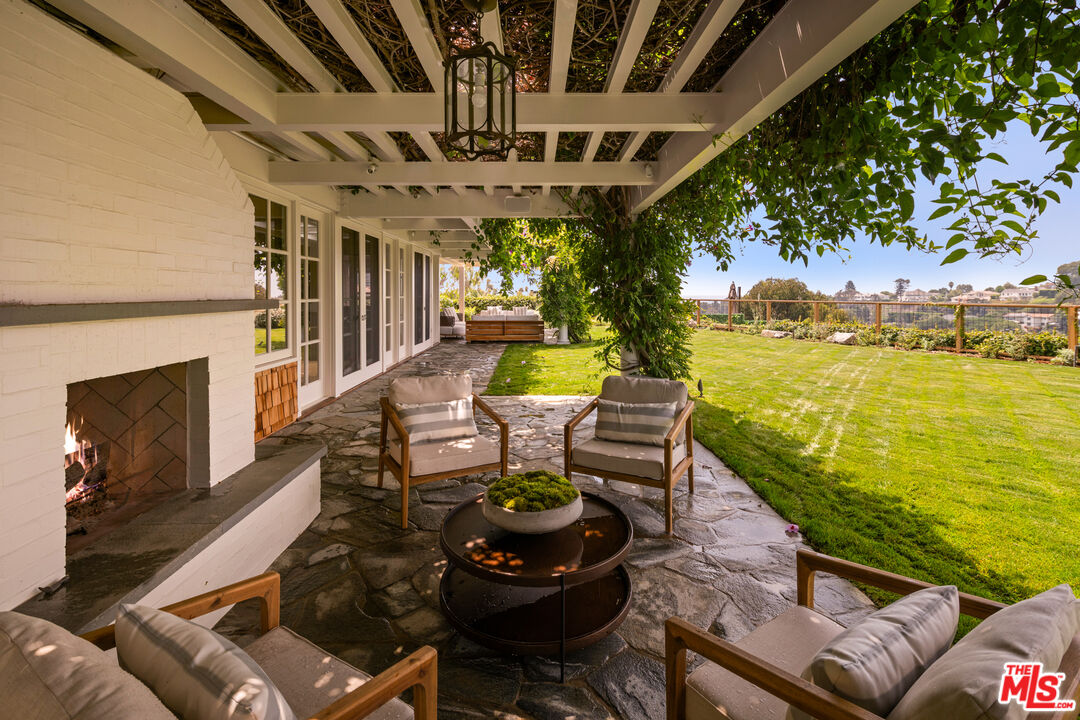 Idyllic Traditional Home