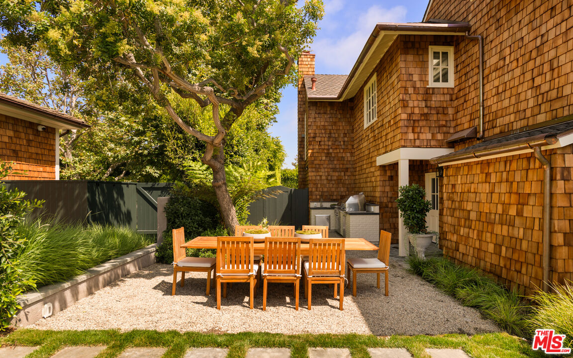 Idyllic Traditional Home