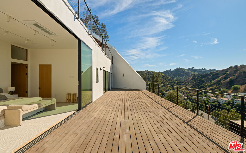 3699 Alta Mesa Drive