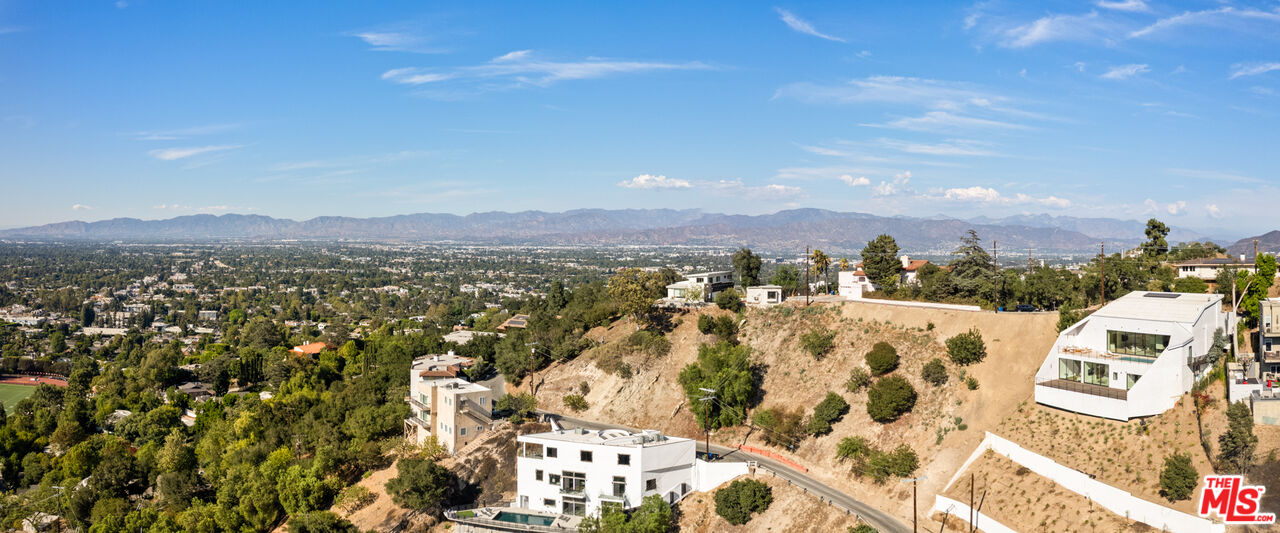 Stunning New Construction Home