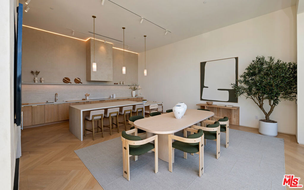 3699 Alta Mesa Drive