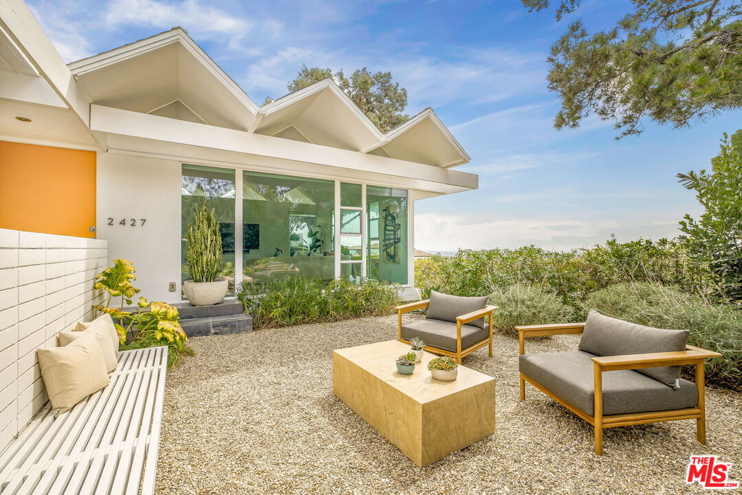2427 Solar Dr