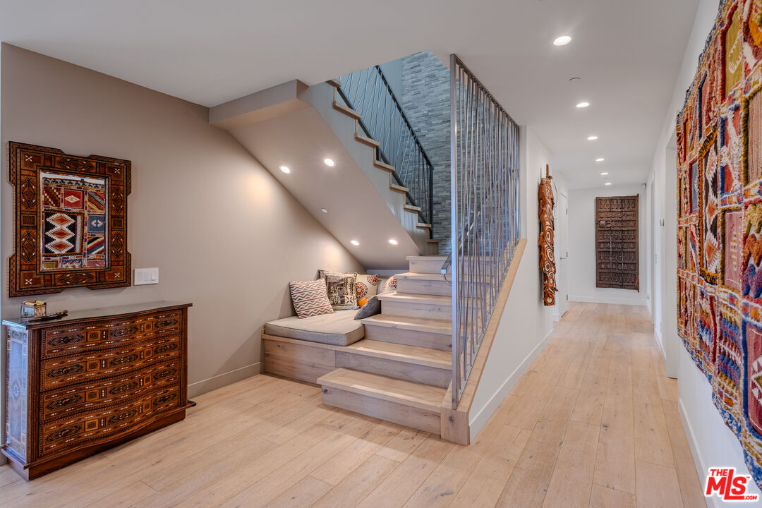 4326 Coronet Dr