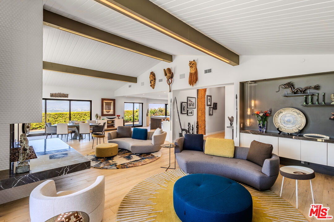4326 Coronet Dr