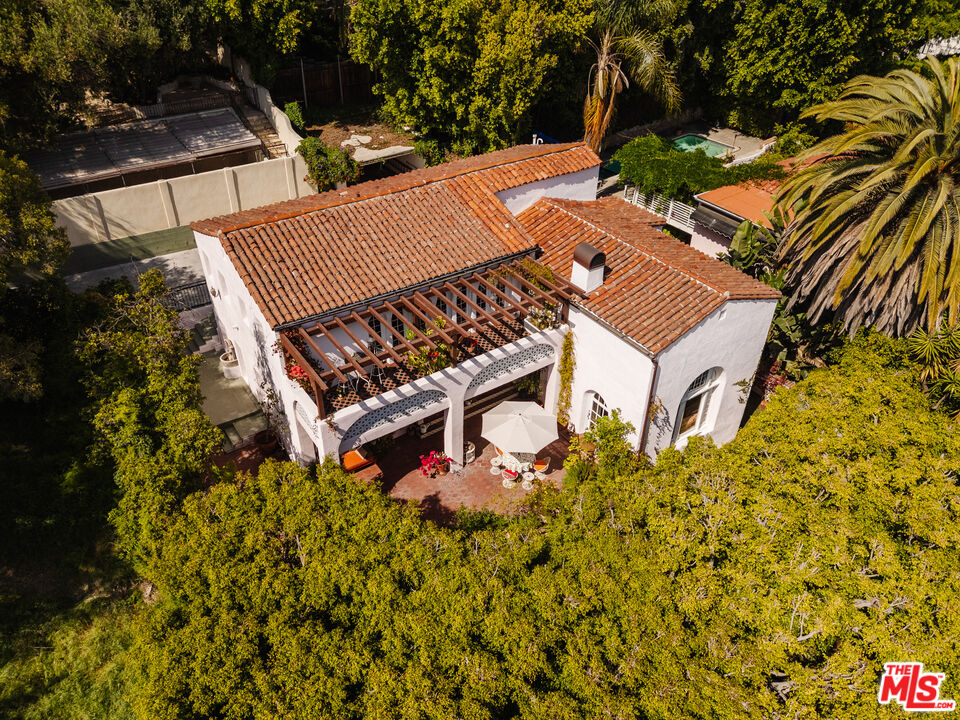 5163 Franklin Ave