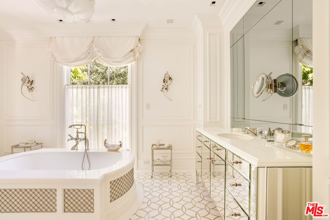 Custom Neo-Traditional Home