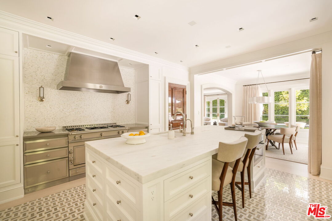 Custom Neo-Traditional Home