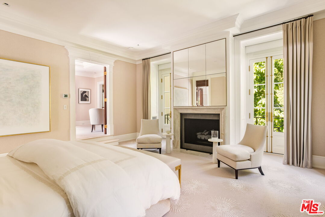 Custom Neo-Traditional Home