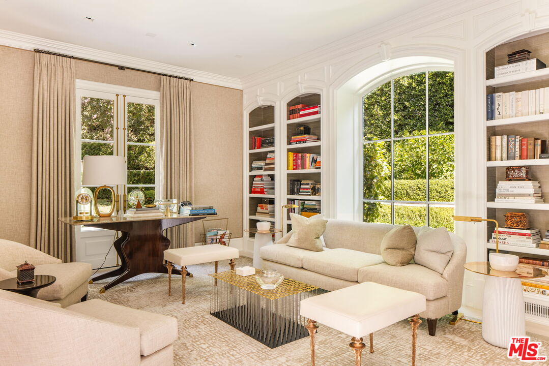 Custom Neo-Traditional Home
