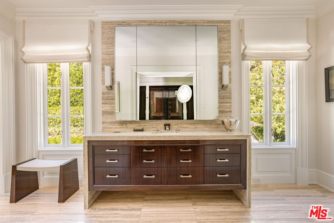 Custom Neo-Traditional Home