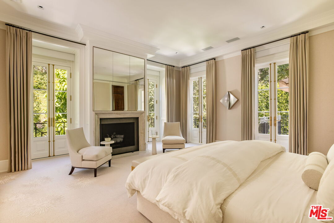 Custom Neo-Traditional Home
