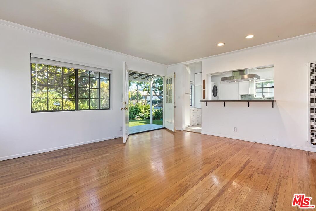 Venice Bungalow-Style Duplex