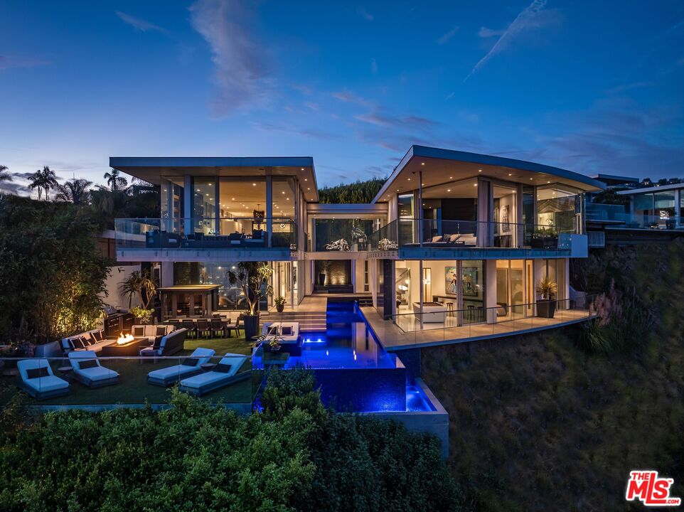 Exquisite architecture by Paul McClean