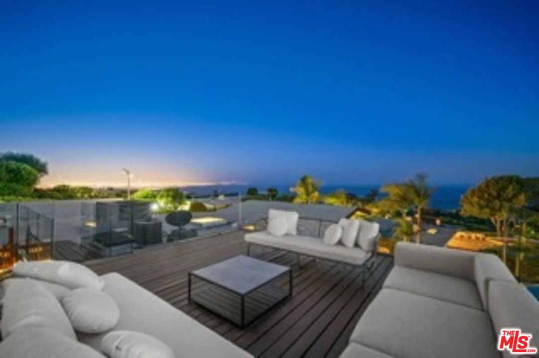 29,366-square-foot homesite