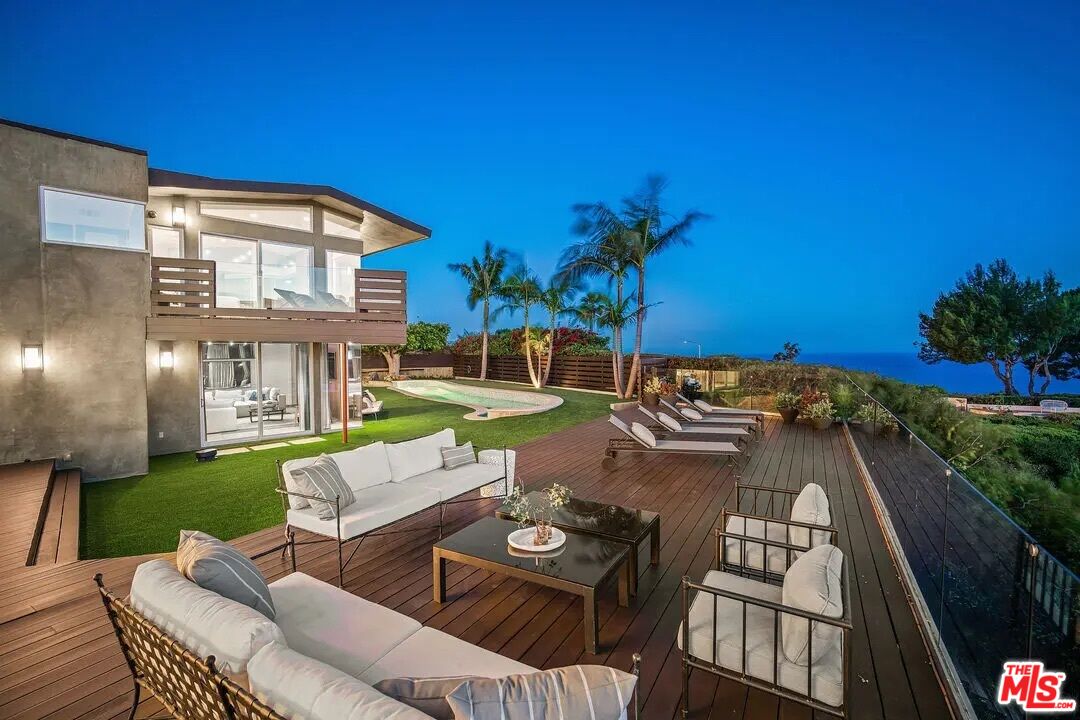 29,366-square-foot homesite
