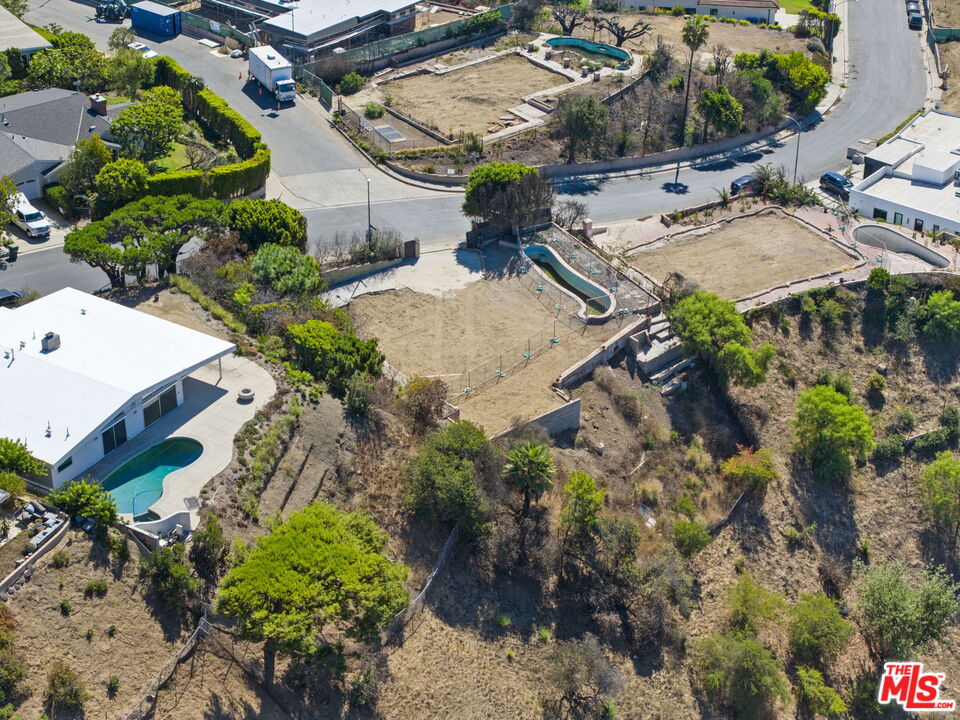 29,366-square-foot homesite