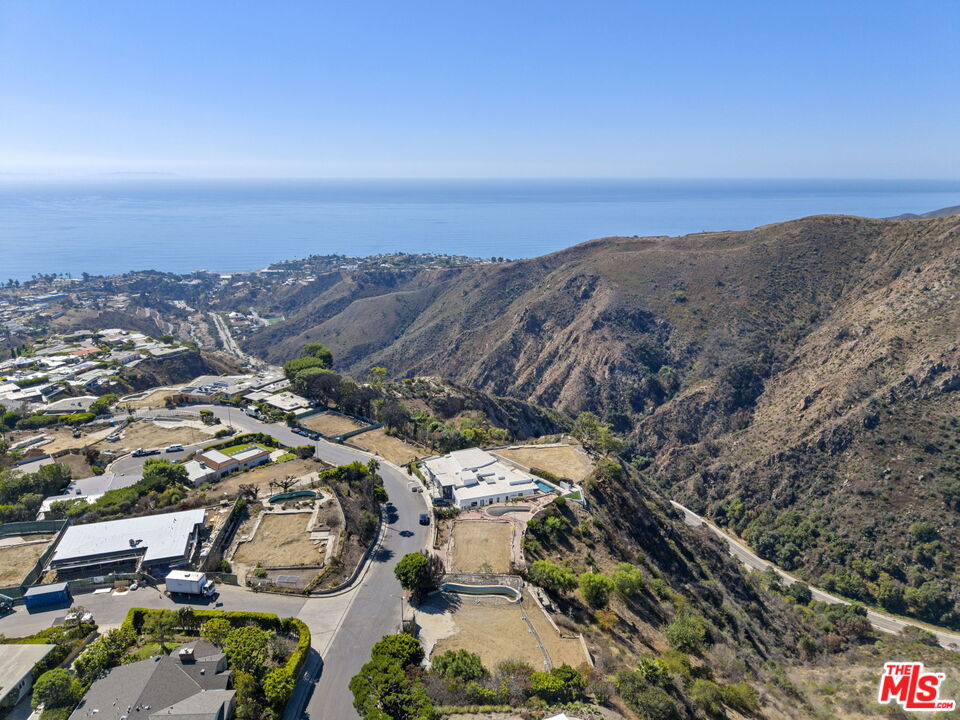 29,366-square-foot homesite