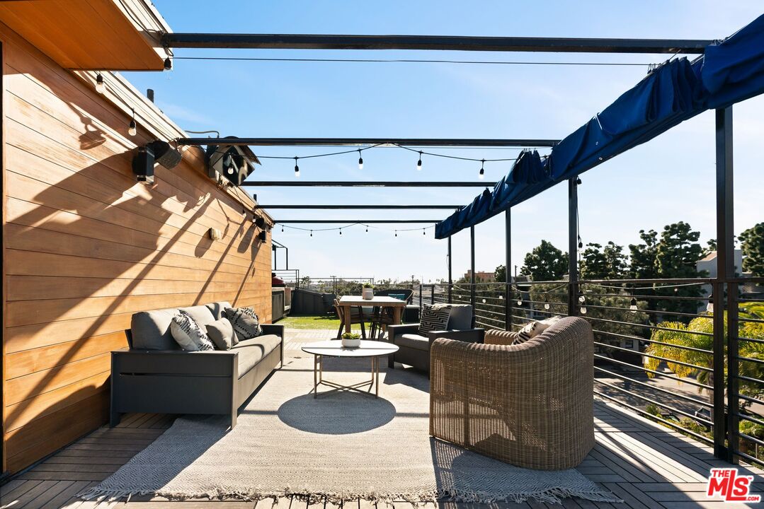 multi-level contemporary masterpiece