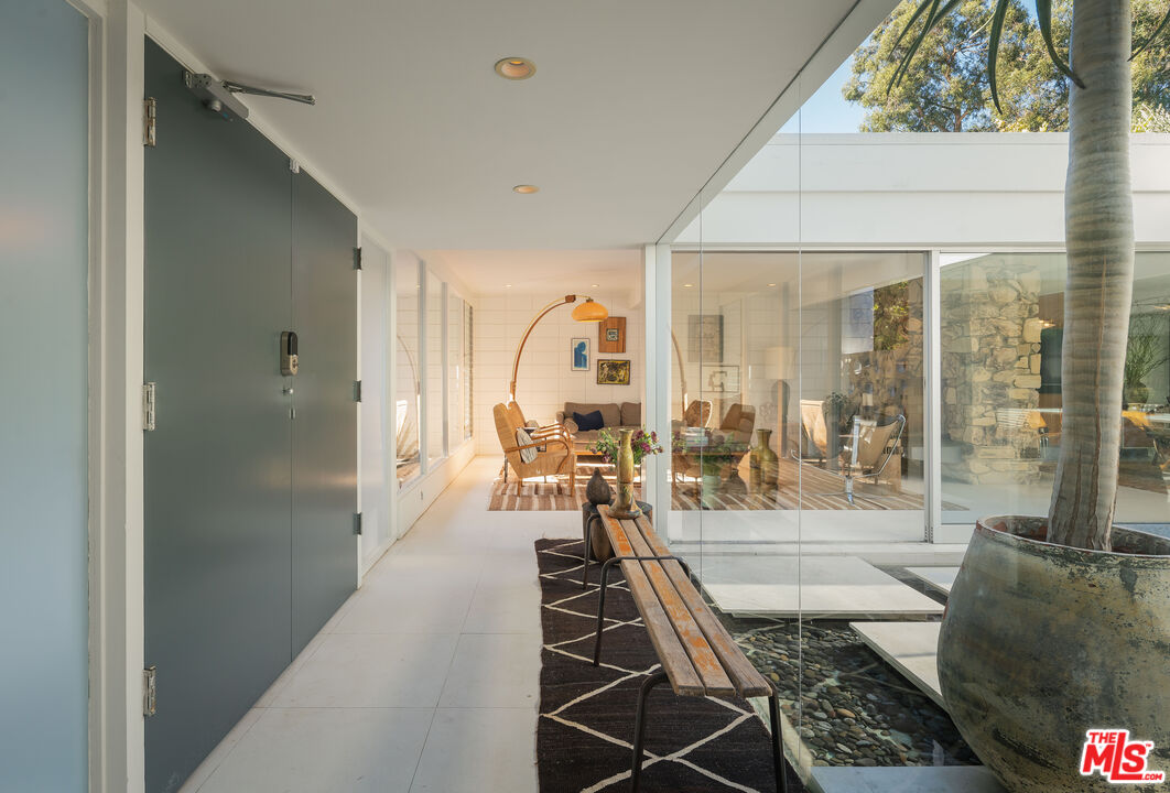 mid-century modern gem