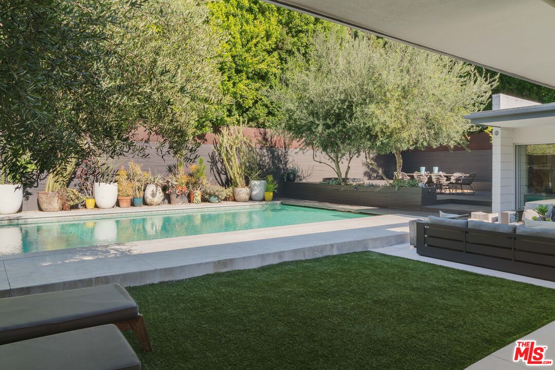 mid-century modern gem