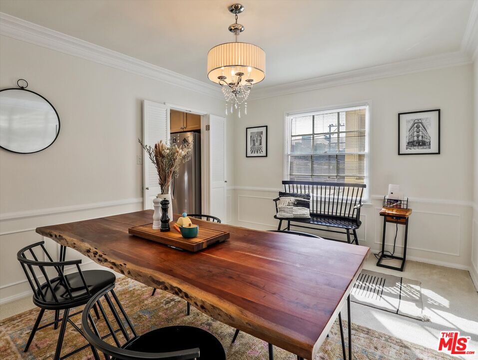 The crown jewel of South Palm Drive