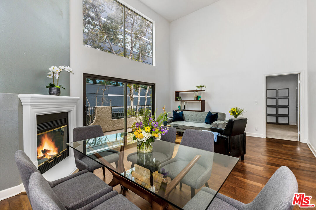 1633 S Bentley Ave Unit: 306