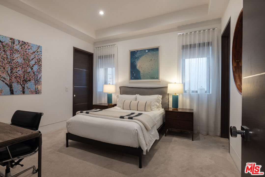 stunning contemporary home