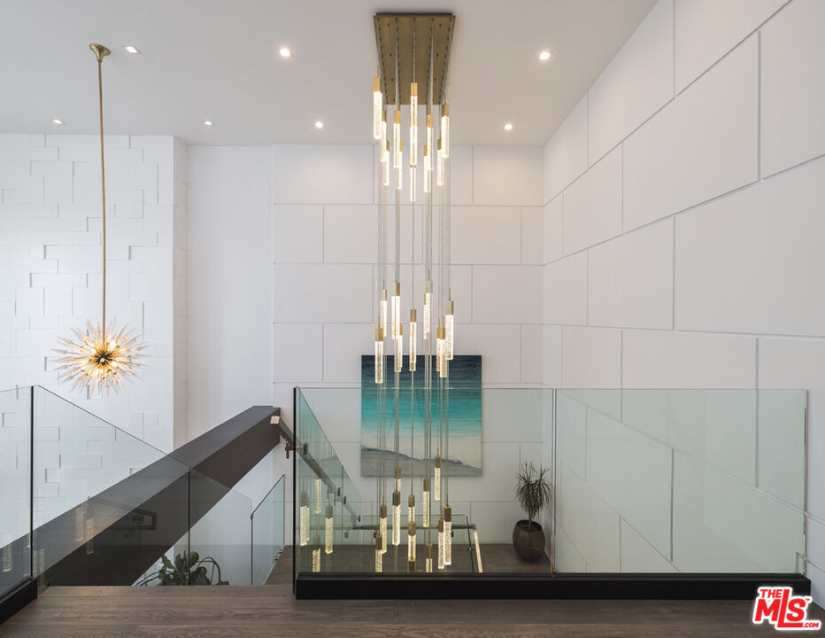 stunning contemporary home