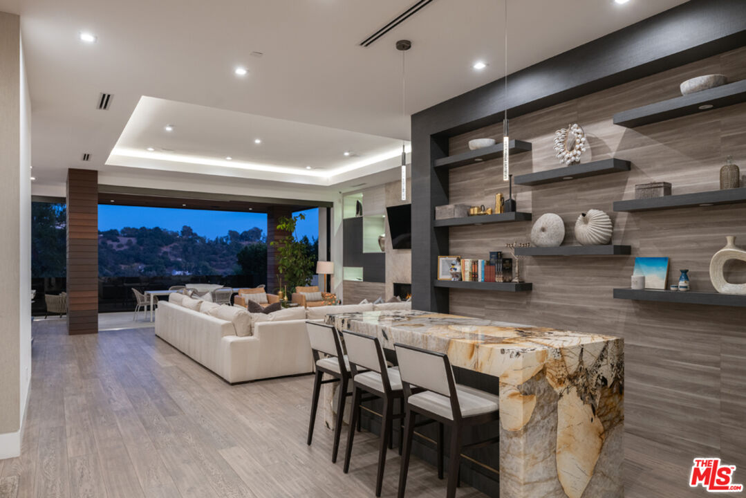 stunning contemporary home