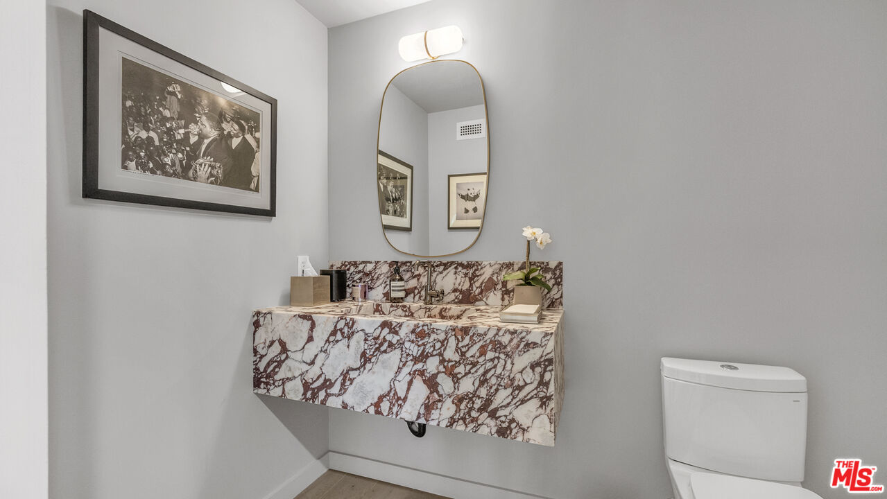 Serene Century City Sanctuary