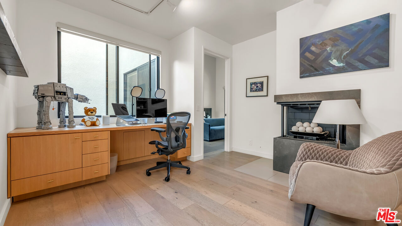 Serene Century City Sanctuary