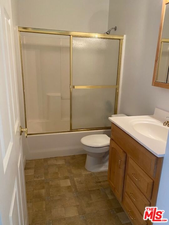 5248 SATSUMA AVE Unit: 2