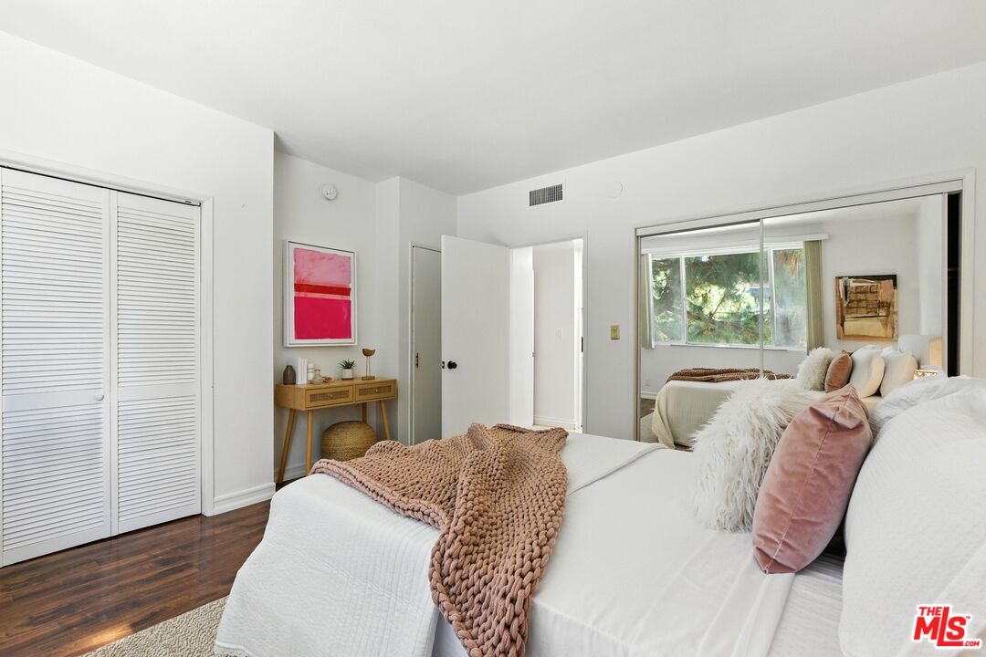 1520 Camden Ave Unit: 103