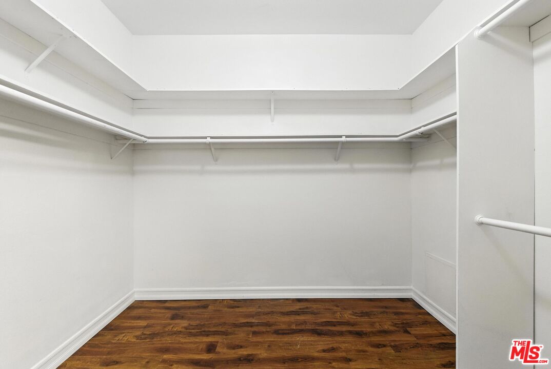 1520 Camden Ave Unit: 103