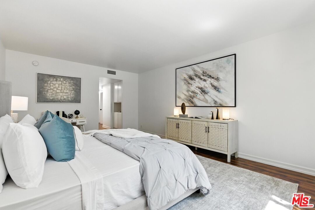 1520 Camden Ave Unit: 103