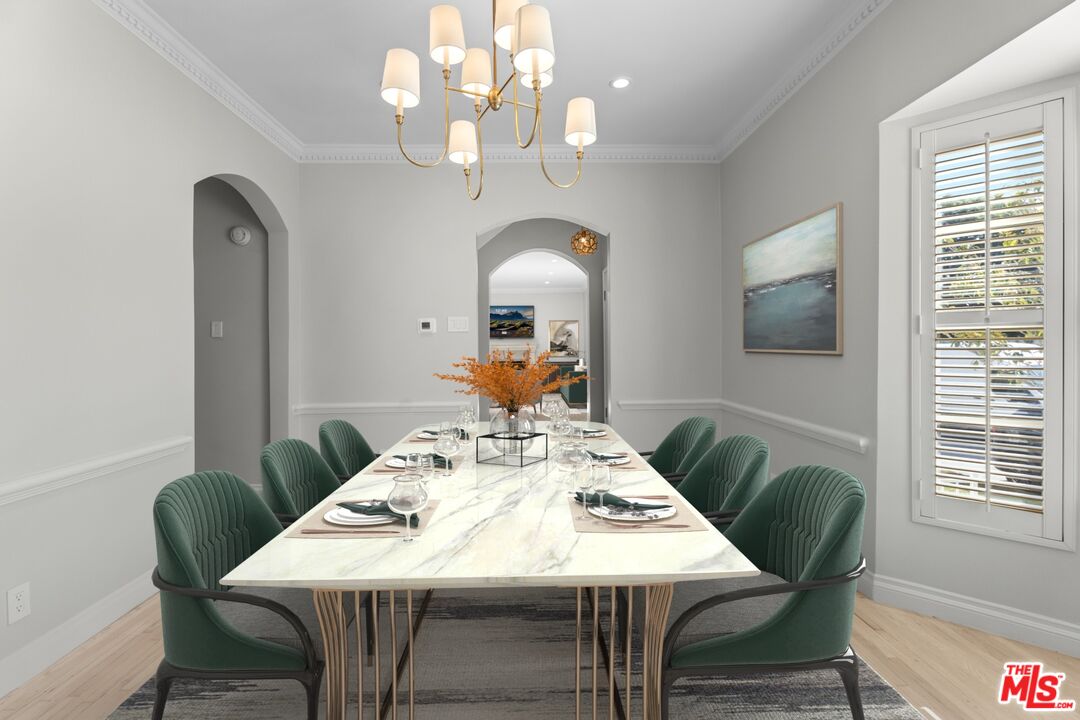 Sophisticated living experience in an unbeatable location