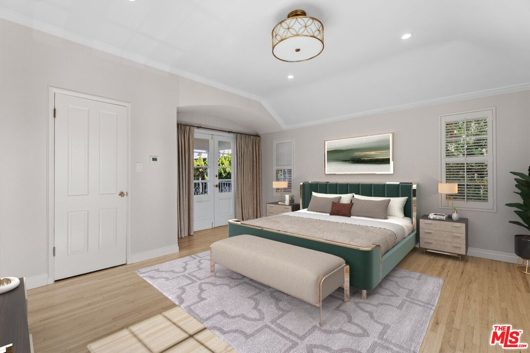 Sophisticated living experience in an unbeatable location