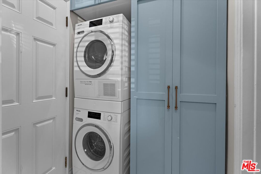 Sophisticated living experience in an unbeatable location