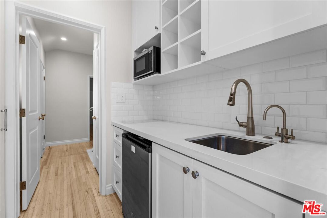 Sophisticated living experience in an unbeatable location