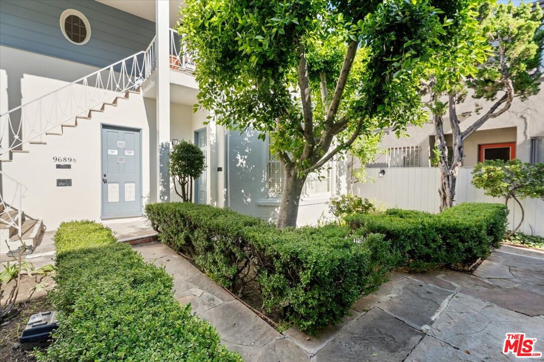 Beautifully designed, two-story townhouse-style