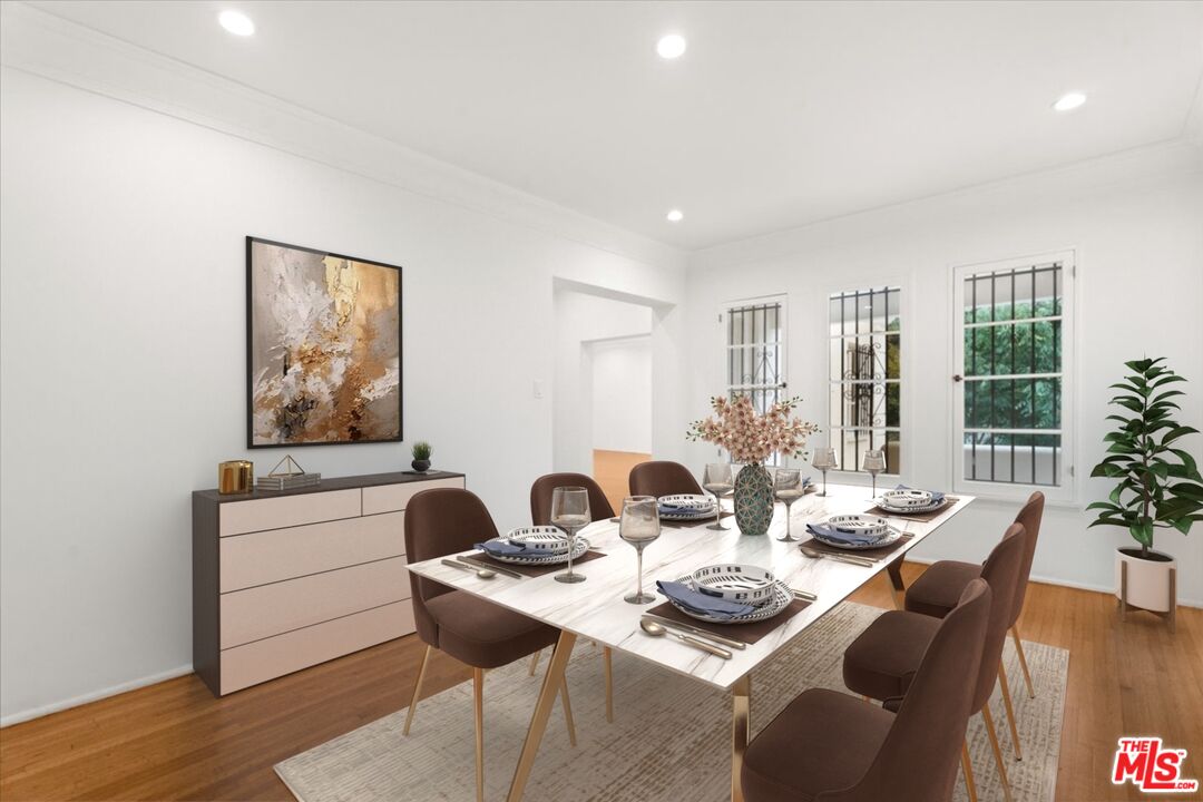 An excellent floor plan for comfortable living and effortless entertaining