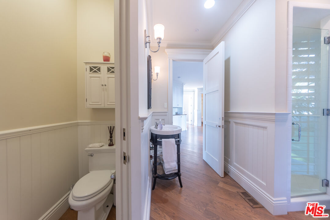 80 foot lot on exclusive Broad Beach